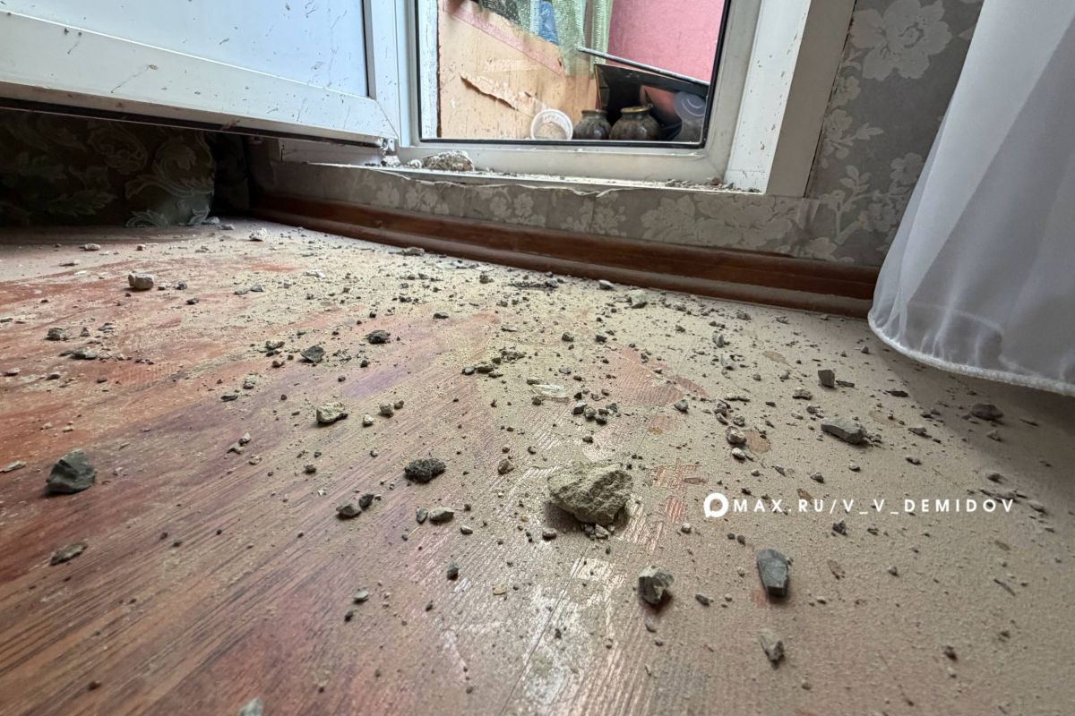 В Белгороде приступают к ремонту дома, пострадавшему в ходе жесткой атаки ВСУ