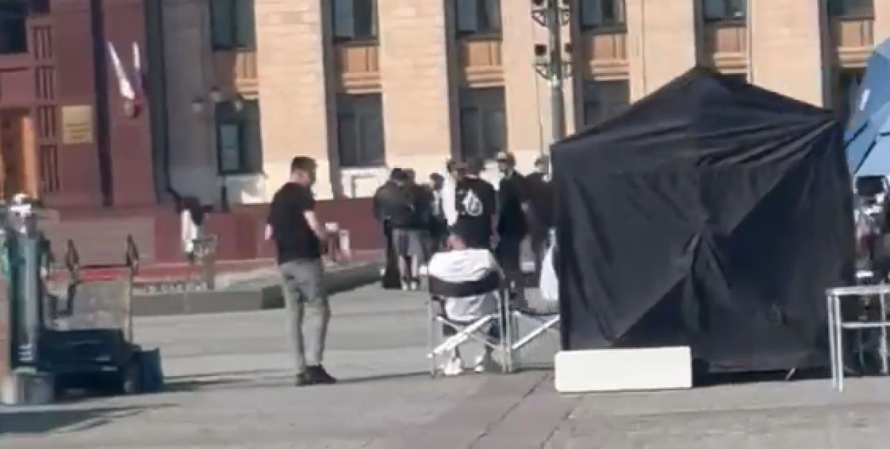 Показали, что происходит на месте съёмок фильма о Хое в центре Воронежа (ВИДЕО)