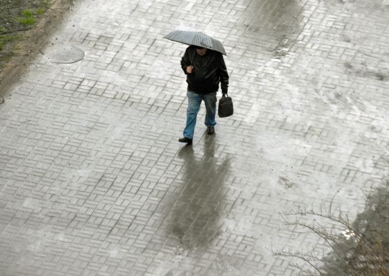 Грозы вновь обрушатся на Воронежскую область 
