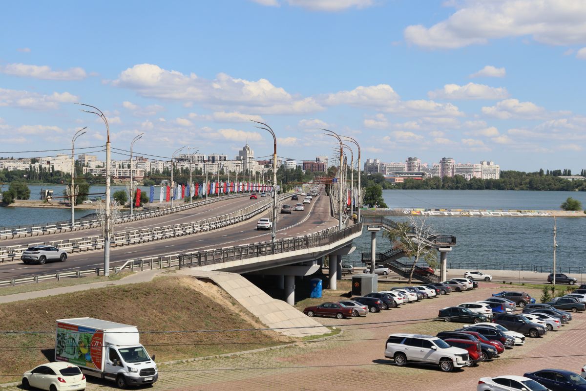 Ночной налёт и&nbsp;юноша, перепутавший педали. Главные новости Воронежа и&nbsp;области за&nbsp;28 мая