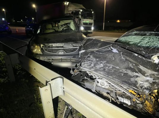 Мужчина скончался в больнице после аварии на шоссе под Воронежем