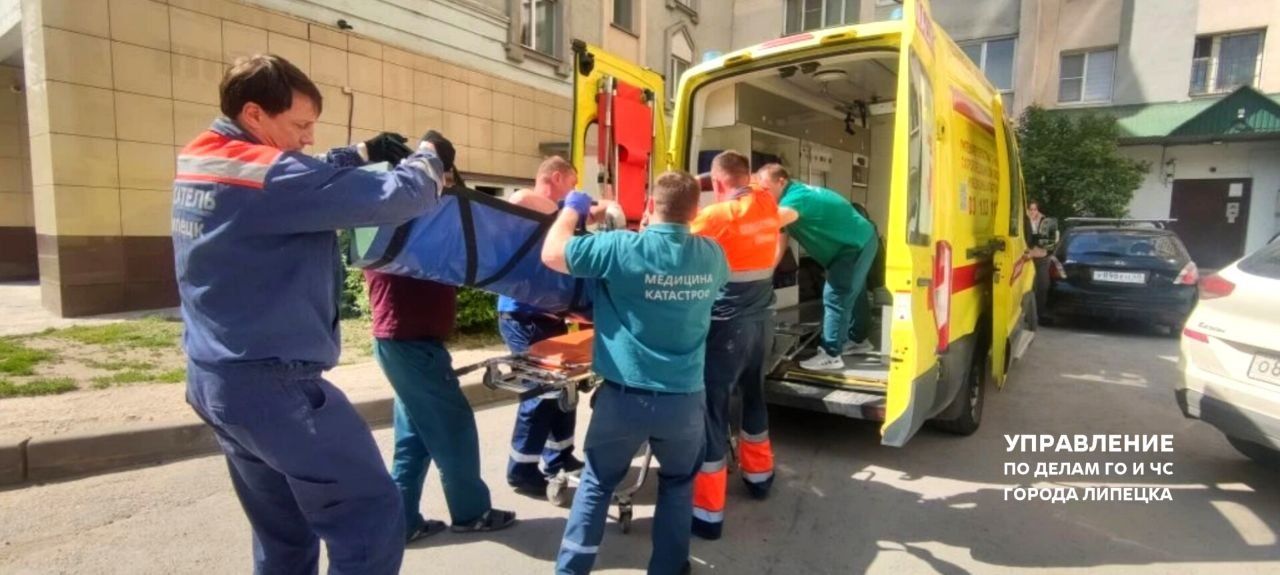 Мужчина сорвался в лифтовую шахту в Липецке