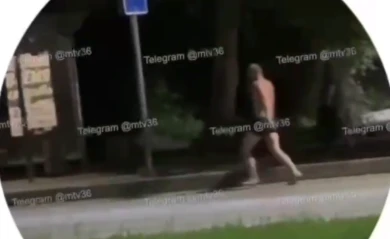 Полуголый ночной забег попал на видео в Воронеже