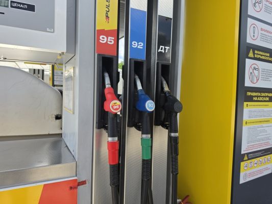 Дефицита топлива нет: в Воронежской области обсудили стабильность поставок на АЗС 