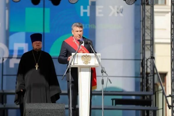 Мэр Воронежа поздравил Ивана Мошурова с назначением на пост ректора ВГМУ им. Н. Бурденко 