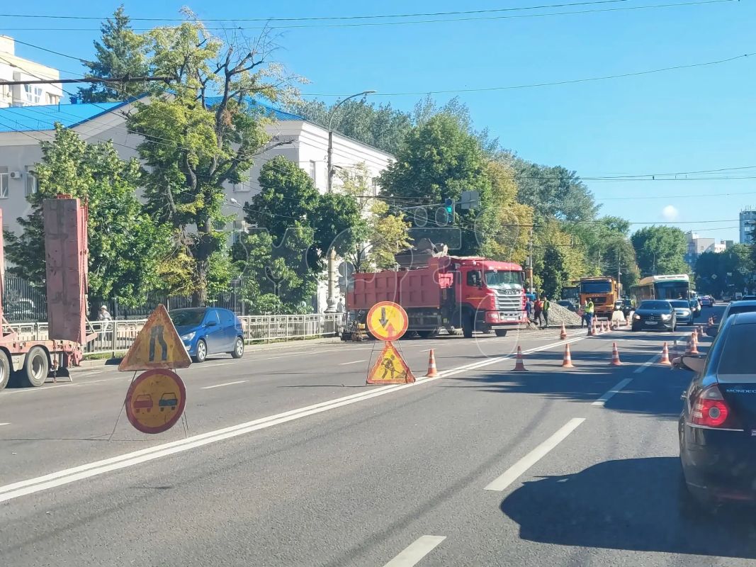 Асфальт просел на&nbsp;центральной улице Воронежа