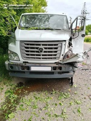 Украинский дрон врезался в грузовик в белгородском Шебекино