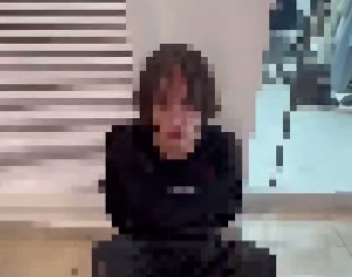 Неадекват с мачете ворвался в торговый центр — есть погибшая