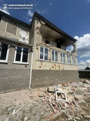Украинский дрон снес второй этаж особняка под Белгородом