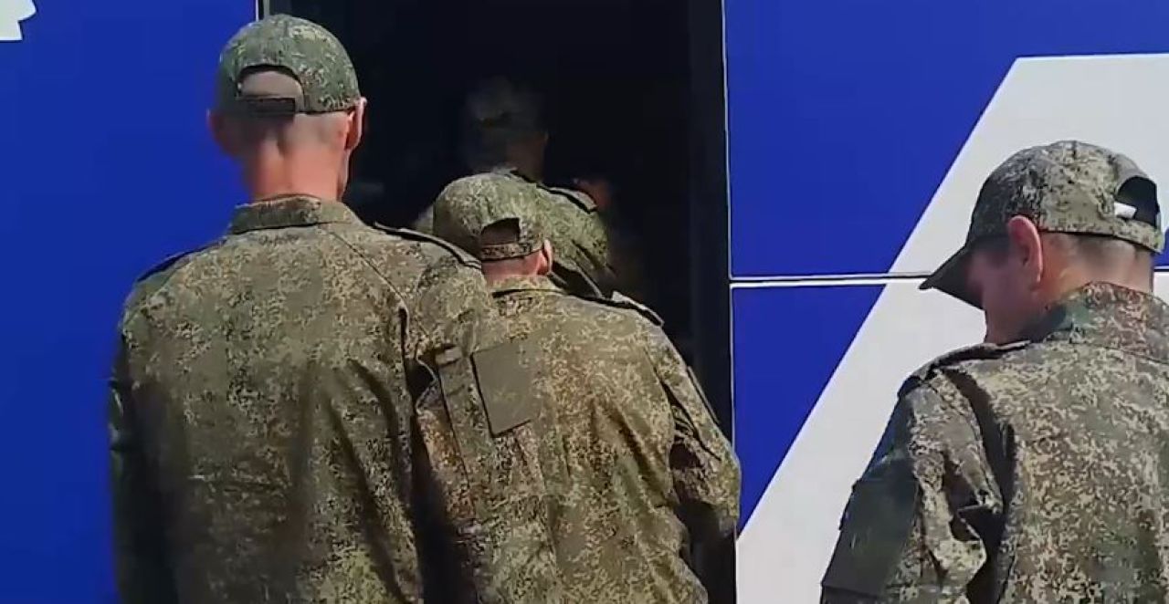 Из украинского плена вернулись воронежские бойцы