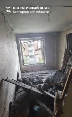 БПЛА врезался в многоквартирный дом на Белгородчине, порушив квартиры