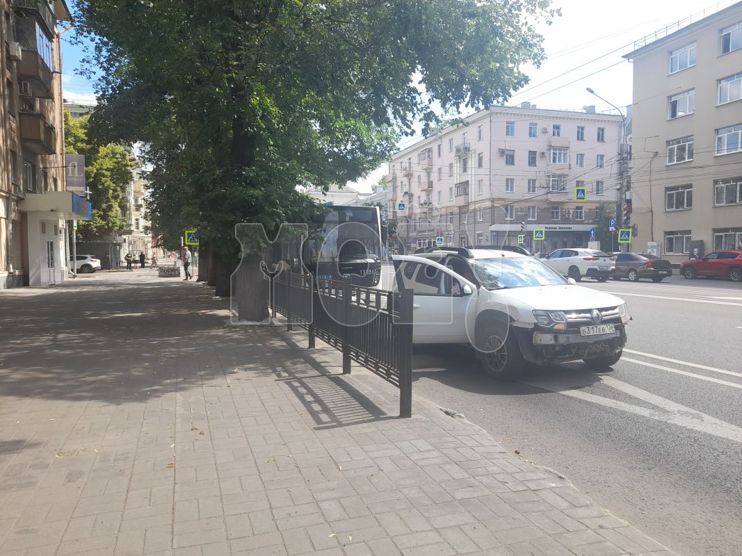 Об аварии с&nbsp;автобусом в&nbsp;центре рассказали воронежцы
