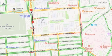 Воронежцы второй день стоят в пробках из-за перекрытия Московского проспекта