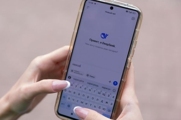 Воронеж оказался в топ-5 среди городов страны по спросу на смартфоны с ИИ 