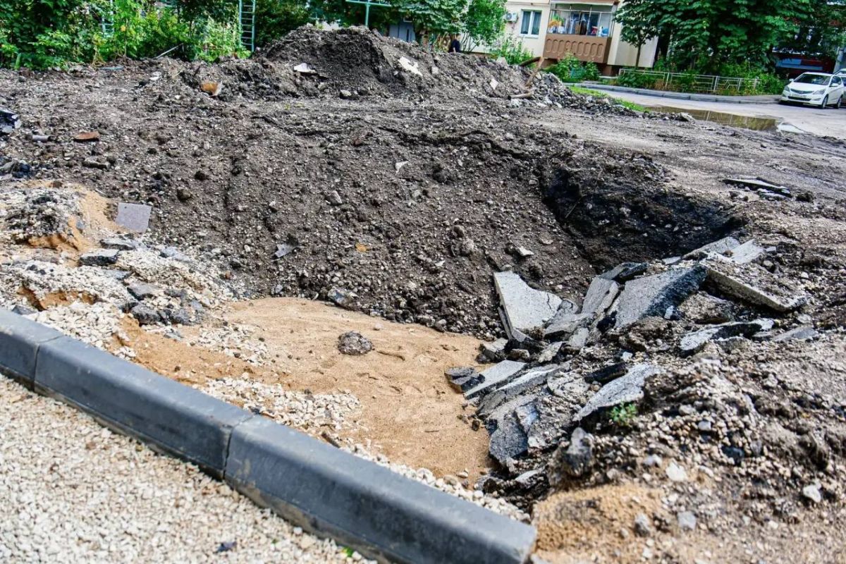 Мэр Липецка устроил разнос подрядчикам и подчиненным за раскопки в городе