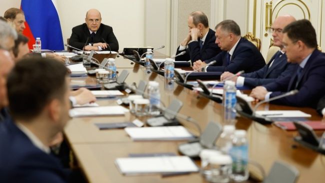 Мишустин поручил Хуснуллину контролировать установку котельных на Белгородчине