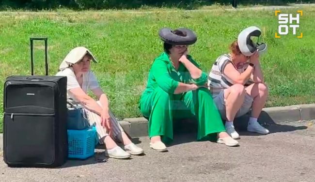 Почти 100 человек застряли на трассе в адскую жару под Воронежем