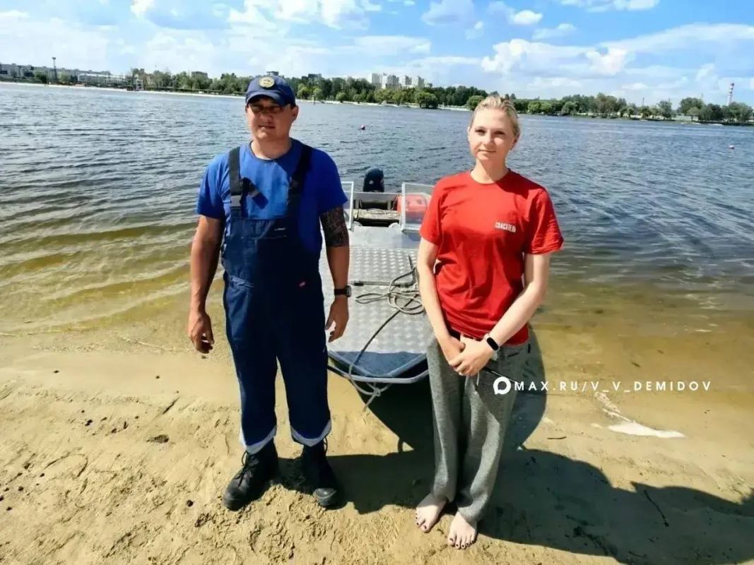 Белгородская спасательница не позволила пловцу попасть на тот свет