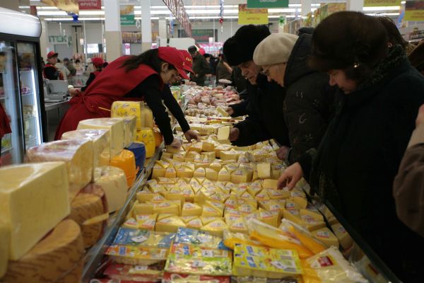 Главное за ночь. Пляж под ударом БПЛА: семь погибших и 40 раненых, умер отравивш...