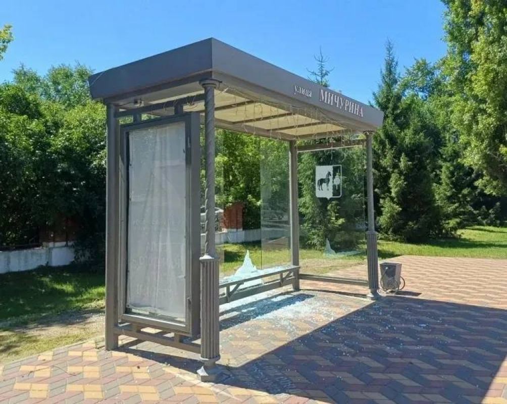 В Липецкой области пьяный водитель расстрелял остановку