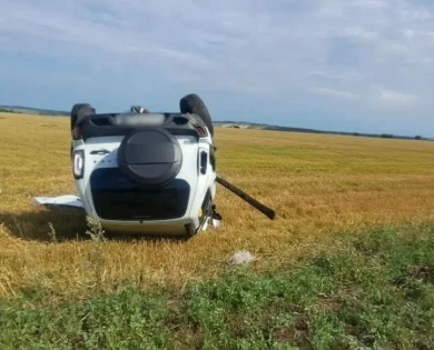 Женщина погибла в аварии с перевернувшейся «Нивой» в Воронежской области