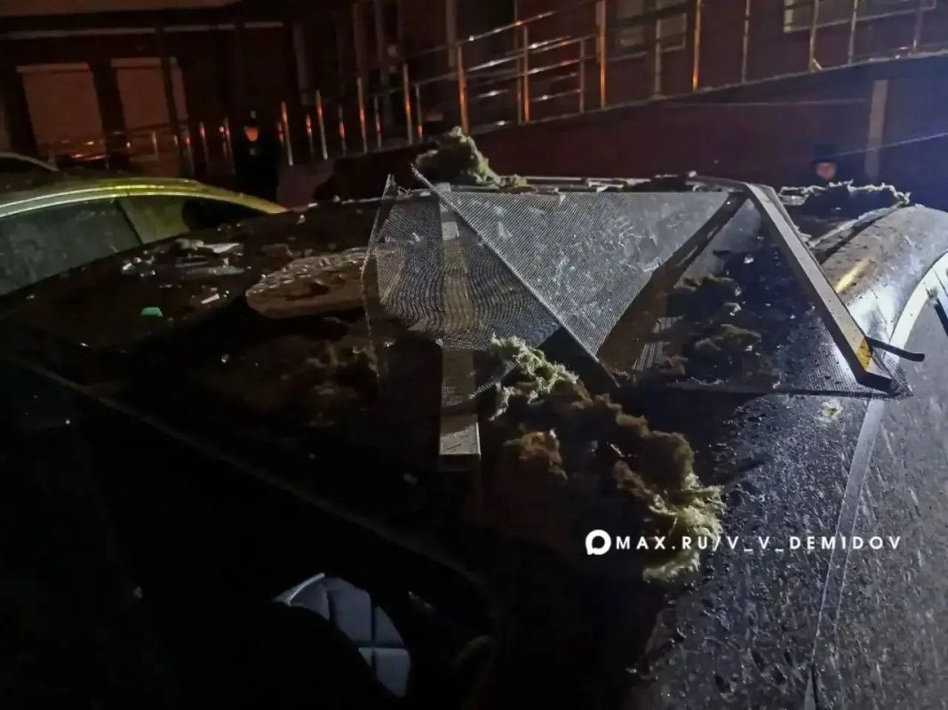 Белгородские спасатели достали из-под завалов очередной труп обгоревшего мужчины