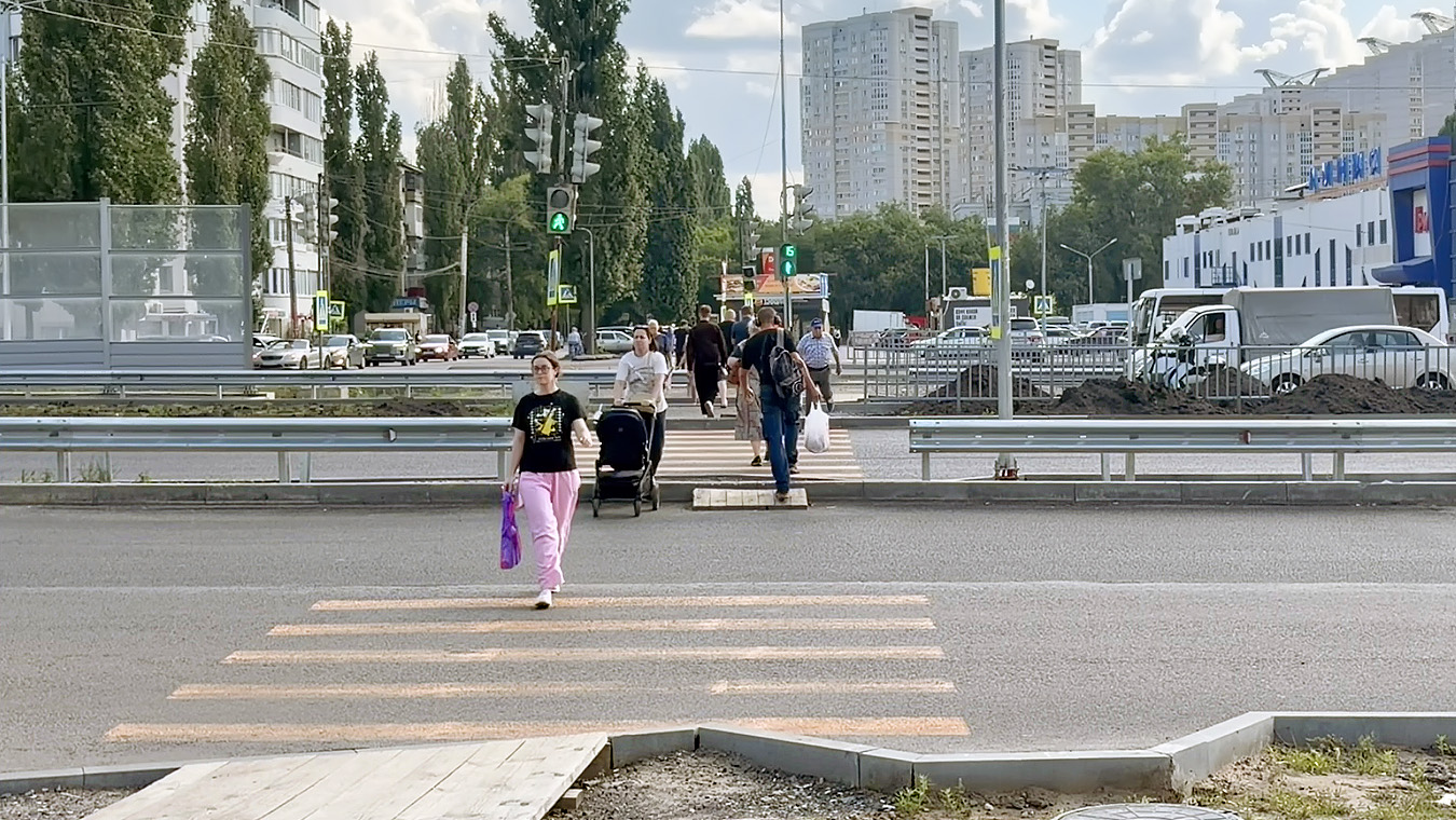 «Сына едва не сбили на зебре»