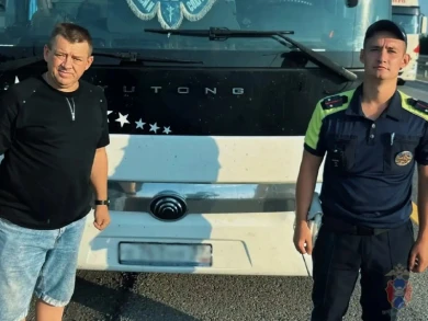 Автобус с 45 пассажирами застрял посреди воронежской трассы