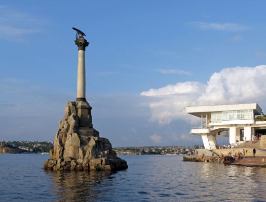 Главное за ночь. Севастополь остался без энергоснабжения, 1 200 хрюшек погибли н...