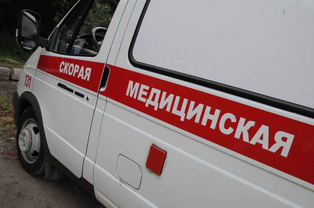 7-летней девочке оторвало палец на детской площадке в Воронеже
