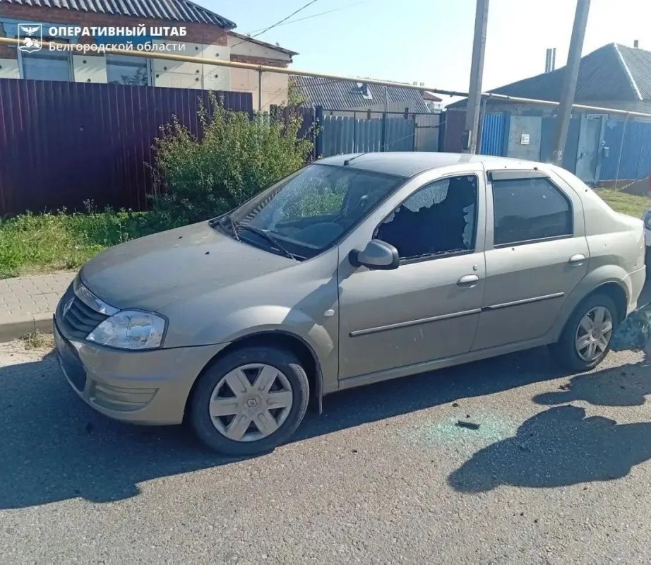 Погиб велосипедист, сгорели дома и авто: сводка атак ВСУ на Белгородчине