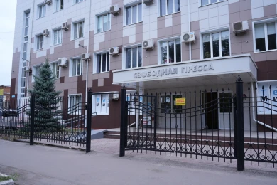 Бизнес-центр у Московского проспекта предлагает в аренду готовые офисы от 16 до 500 м² с бесплатной парковкой