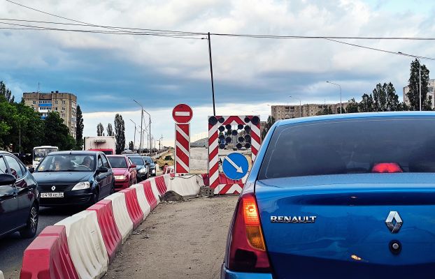 Выезд с воронежской улицы Перевёрткина закроют на несколько дней
