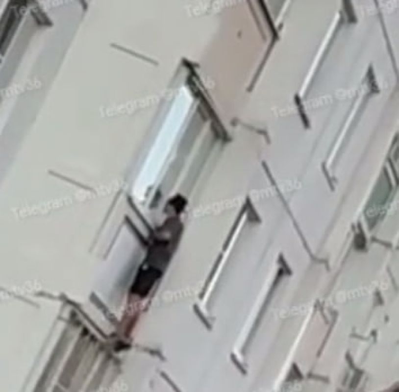 Необычный гость вновь штурмовал чужую квартиру в&nbsp;Воронеже