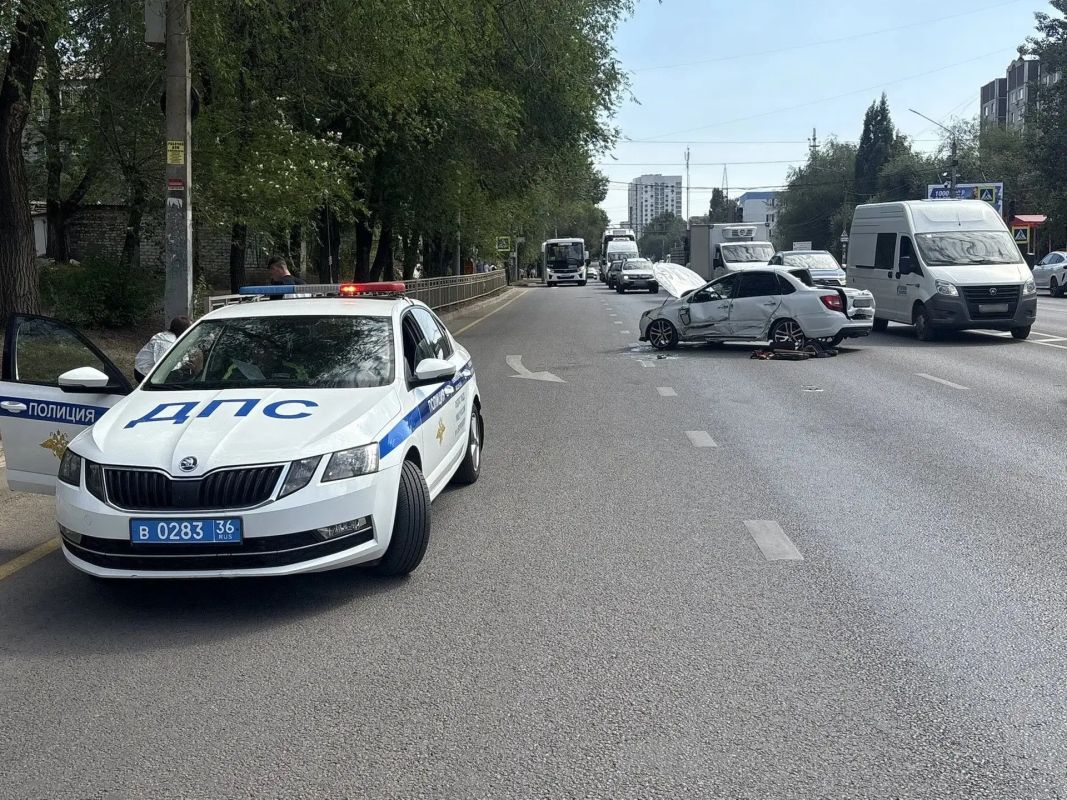 Появились подробности массового ДТП с четырьмя авто в Воронеже