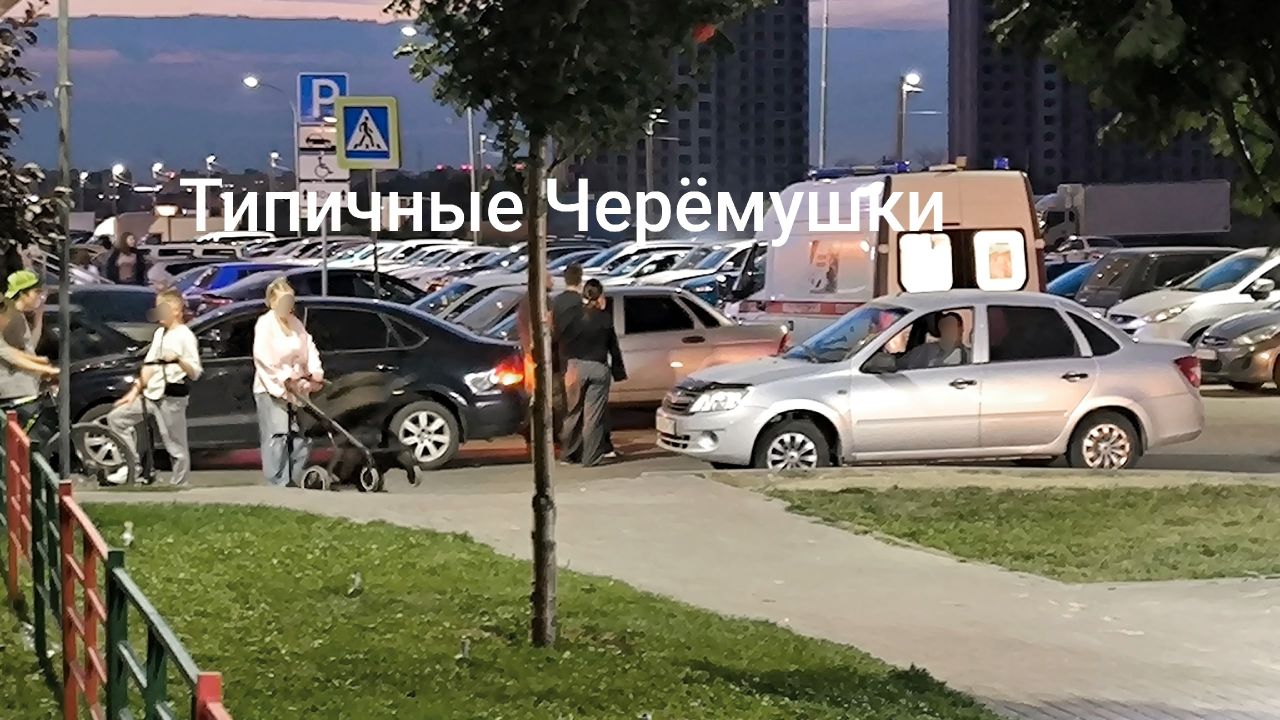 Малыш угодил под колёса авто в воронежском посёлке