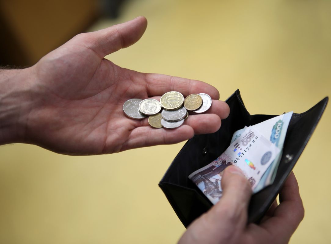 Выяснилось, насколько могут повысить МРОТ в 2027 году в России
