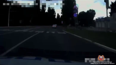 Белгородка с отрезанной фалангой пальца доехала до больницы на патрульной машине