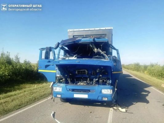 Двое пострадали при новых атаках беспилотников и ракет в Белгородской области