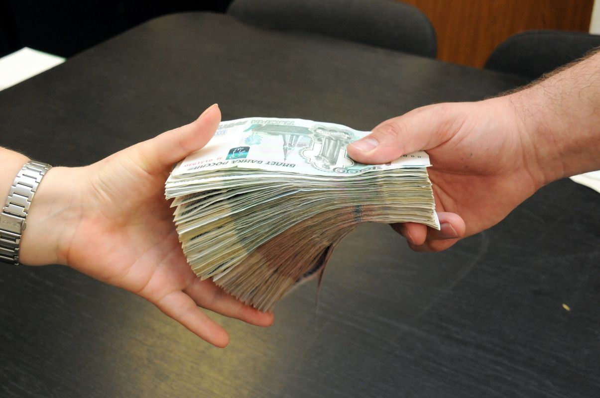 Главу управления строительства Липецка подозревают в получении взятки
