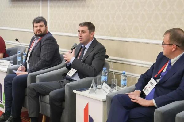 Воронеж становится точкой притяжения: мэр Сергей Петрин рассказал о старте форума «Города встречают»   