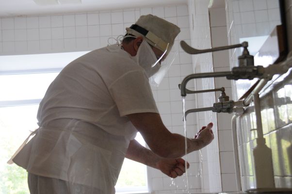 Больницам Белгородской области требуется более сотни медработников