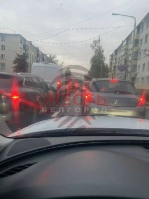 Белгородские водители жалуются на новые пробки на улице Чумичова