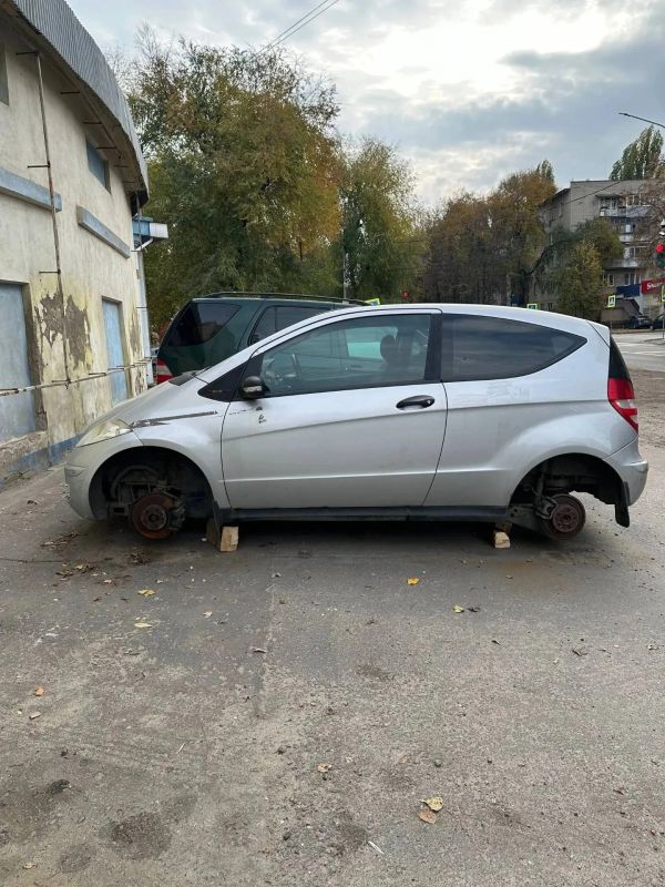 Два воронежца украли колёса у&nbsp;19-летней девушки ради выпивки