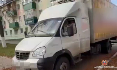 В Губкине пенсионерка попала под сдававшую назад машину и погибла