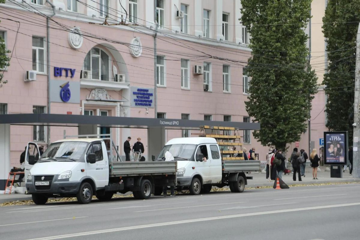 Мэр Воронежа рассказал об&nbsp;установке новой остановки для&nbsp;метробуса &nbsp;