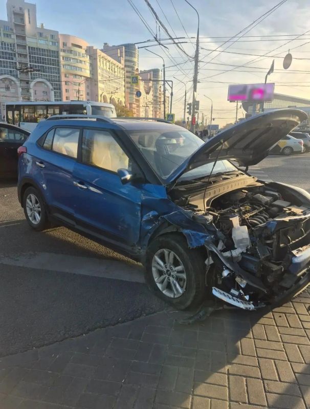 Три человека пострадали в ДТП в Воронеже