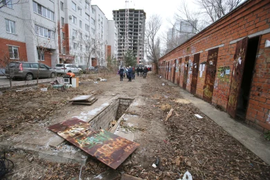 Рейд людей в масках: полиция вновь расследует попытку сноса гаражей в Воронеже