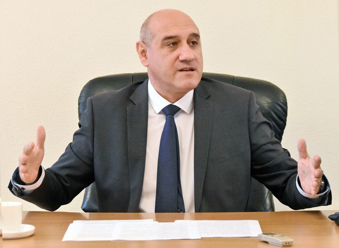 Руслан Паринов