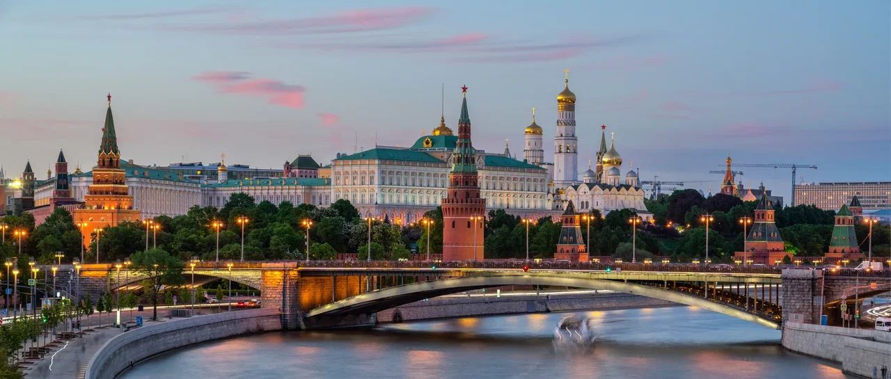 Новые законы начали действовать в июле: индексация тарифов ЖКХ, соцвклады и борьба с мошенниками 